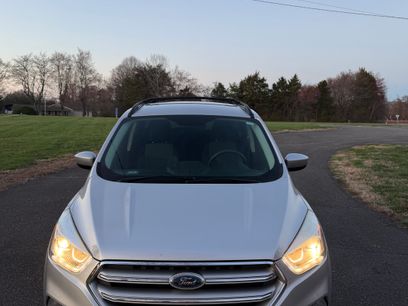 Used 2017 Ford Escape SE