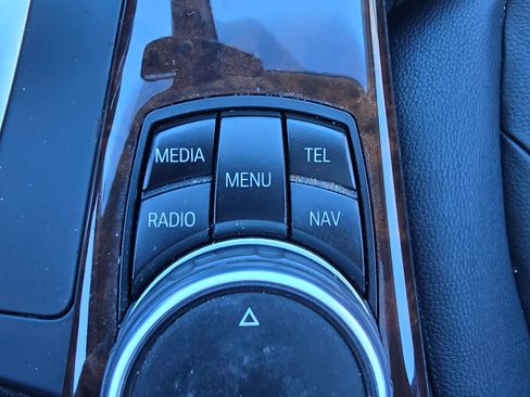 Used 2015 BMW 328d xDrive image 27