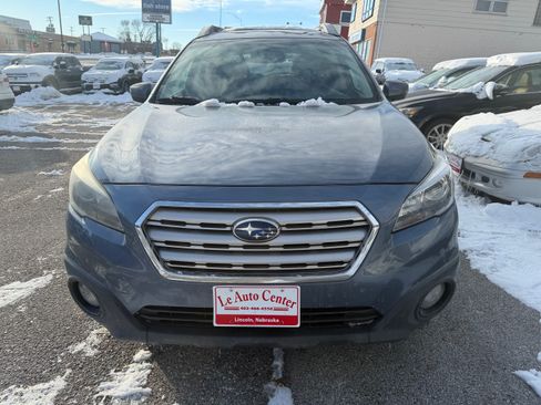 Used 2016 Subaru Outback 2.5i Premium image 3