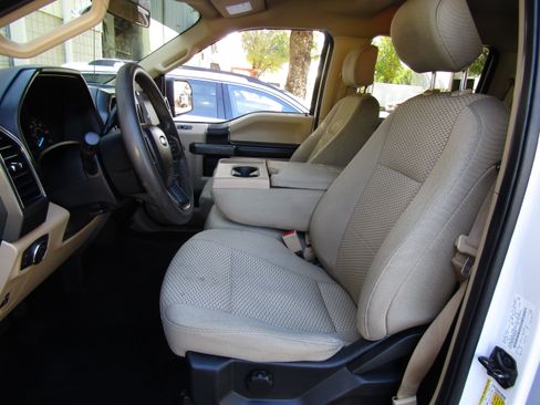 Used 2020 Ford F150 XLT image 10