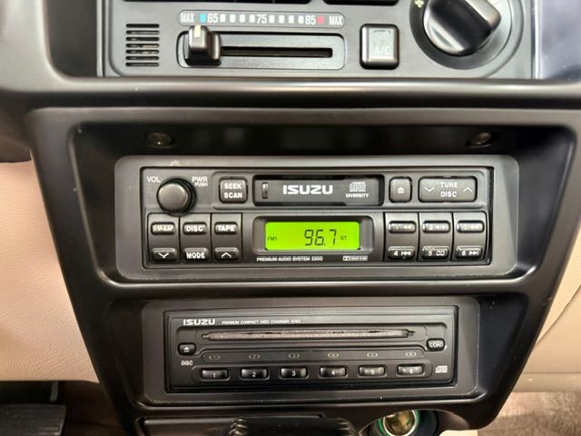 Used 2001 Isuzu Trooper 4WD 4-Door image 12