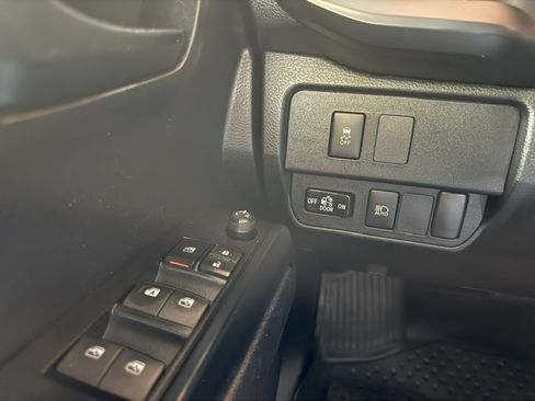 Used 2021 Toyota Tacoma 4x4 Double Cab image 16
