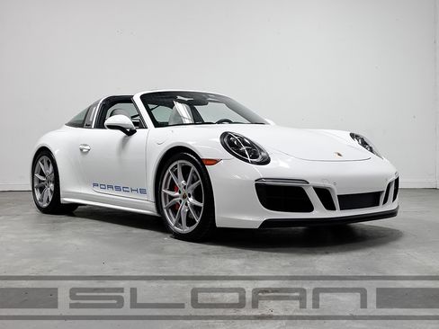 Used 2019 Porsche 911 Targa 4 GTS image 1