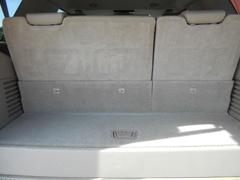 Used 2018 Chevrolet Tahoe 2WD LT image 7