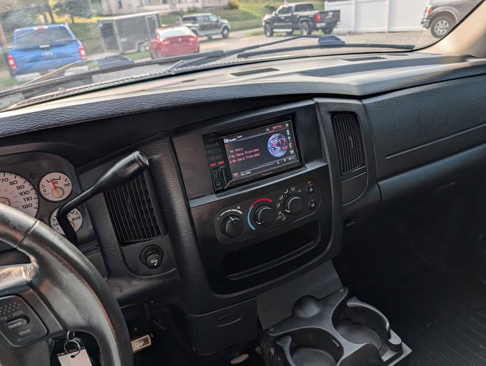 Used 2004 Dodge Ram 2500 Truck 4x4 Quad Cab image 10