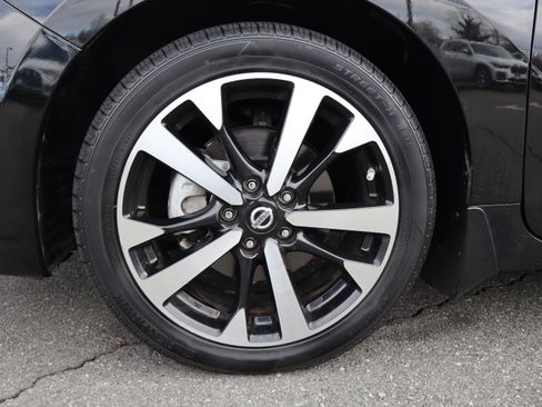 Used 2018 Nissan Altima 2.5 SR image 25