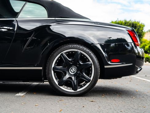 Used 2009 Bentley Continental GTC Convertible AWD/4WD image 22