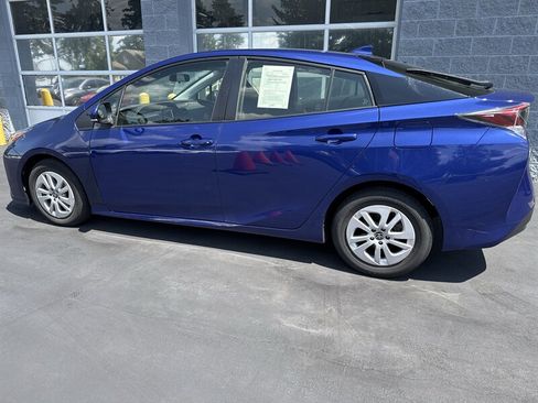 Used 2016 Toyota Prius UNAVAIL FWD image 1