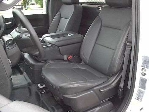 Used 2022 Chevrolet Silverado 2500 W/T AWD/4WD image 13