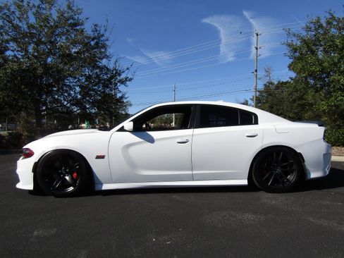Used 2020 Dodge Charger Scat Pack image 1