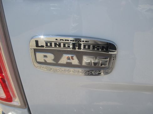 Used 2014 RAM 1500 4x4 Crew Cab Longhorn image 21