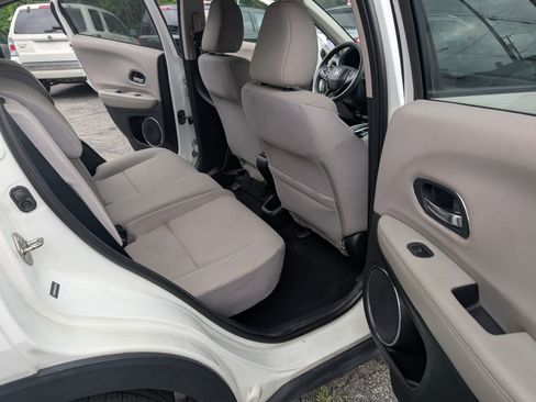 Used 2018 Honda HR-V AWD EX image 15