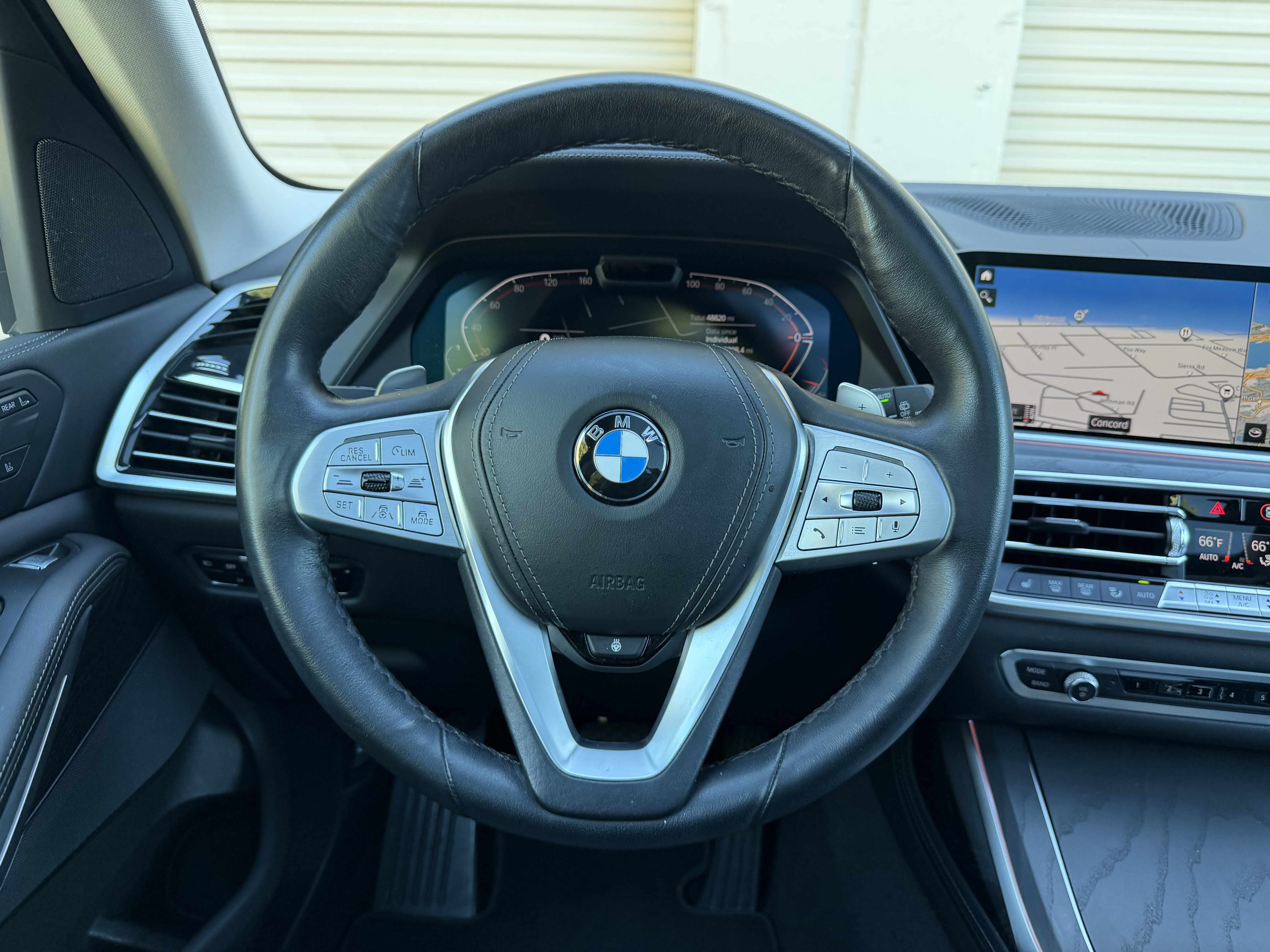 Used 2022 BMW X7 xDrive40i AWD/4WD image 24