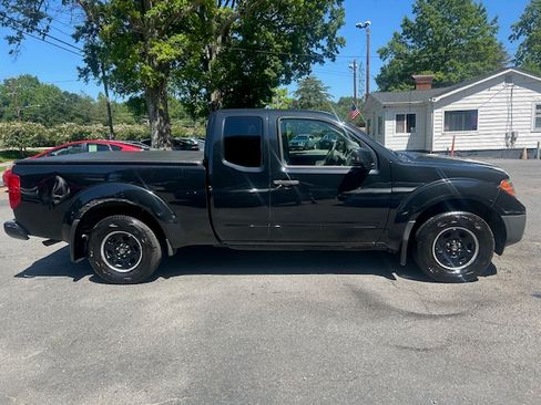 Used 2019 Nissan Frontier 2WD King Cab image 6