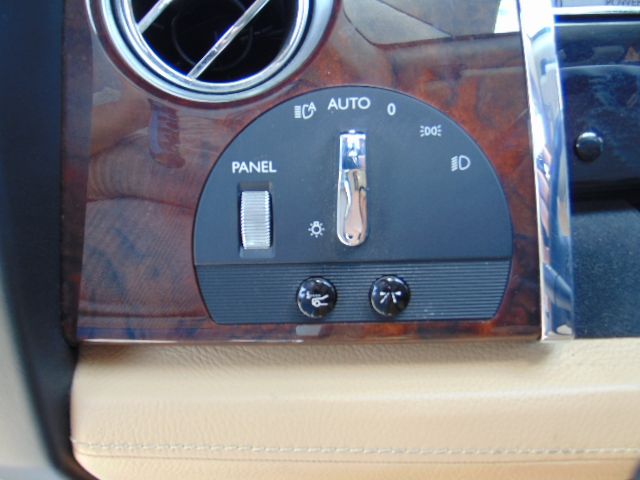 Used 2011 Rolls-Royce Ghost UNAVAIL RWD image 13