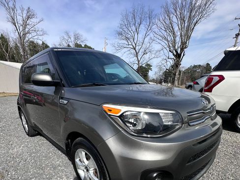 Used 2018 Kia Soul image 5
