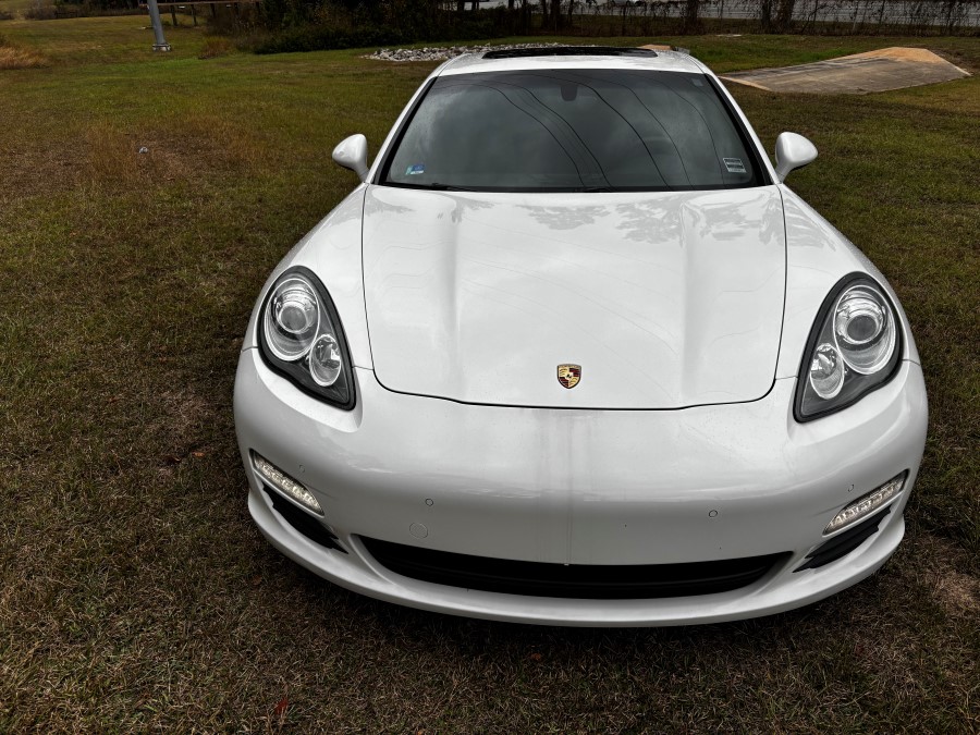 Used 2011 Porsche Panamera 4 image 3