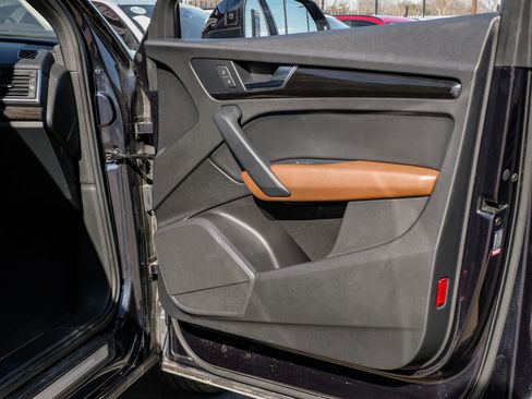 Used 2018 Audi Q5 2.0T Premium Plus image 47