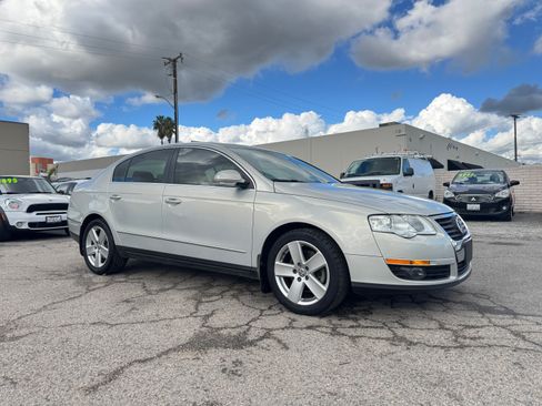 Used 2009 Volkswagen Passat Komfort image 10