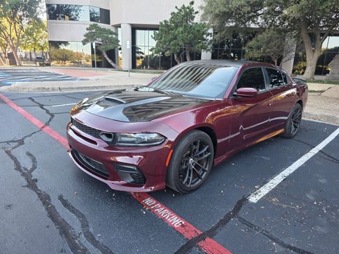 Used 2017 Dodge Charger Daytona R/T image 3