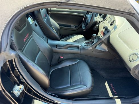 Used 2008 Pontiac Solstice GXP Convertible RWD image 12