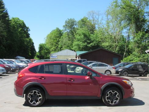 Used 2013 Subaru XV Crosstrek 2.0i Premium AWD/4WD image 8