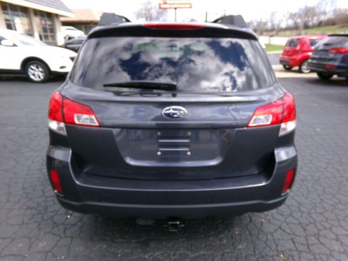 Used 2012 Subaru Outback 2.5i Premium image 4