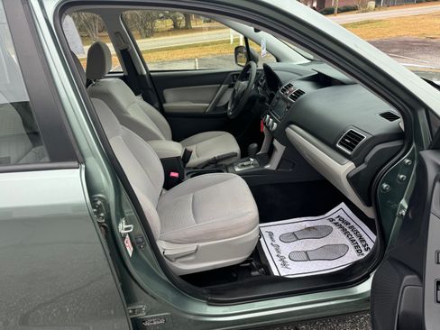 Used 2016 Subaru Forester 2.5i image 16