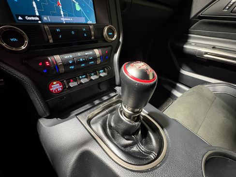 Used 2016 Ford Mustang Shelby GT350 image 19
