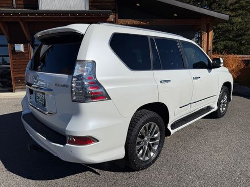 Used 2016 Lexus GX 460 Luxury image 5