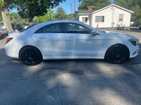 Used 2019 Mercedes-Benz CLA 250 UNAVAIL image 6