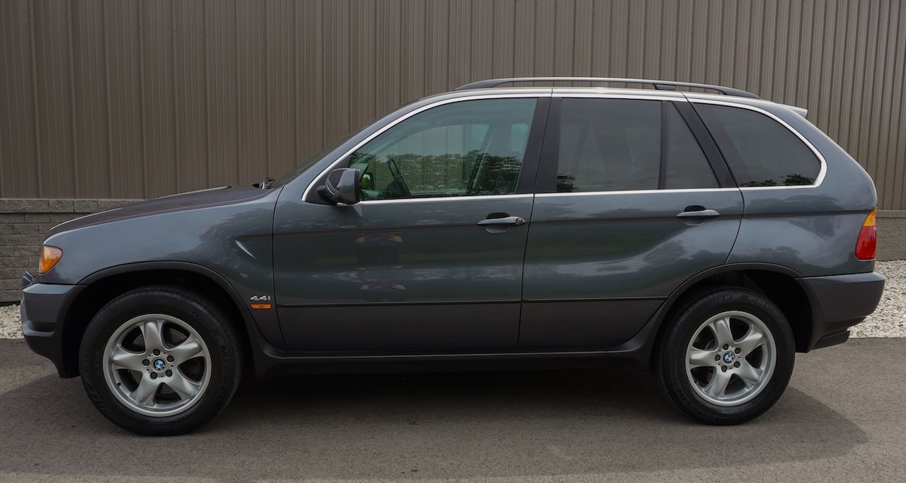 Used 2003 BMW X5 4.4i AWD/4WD image 2