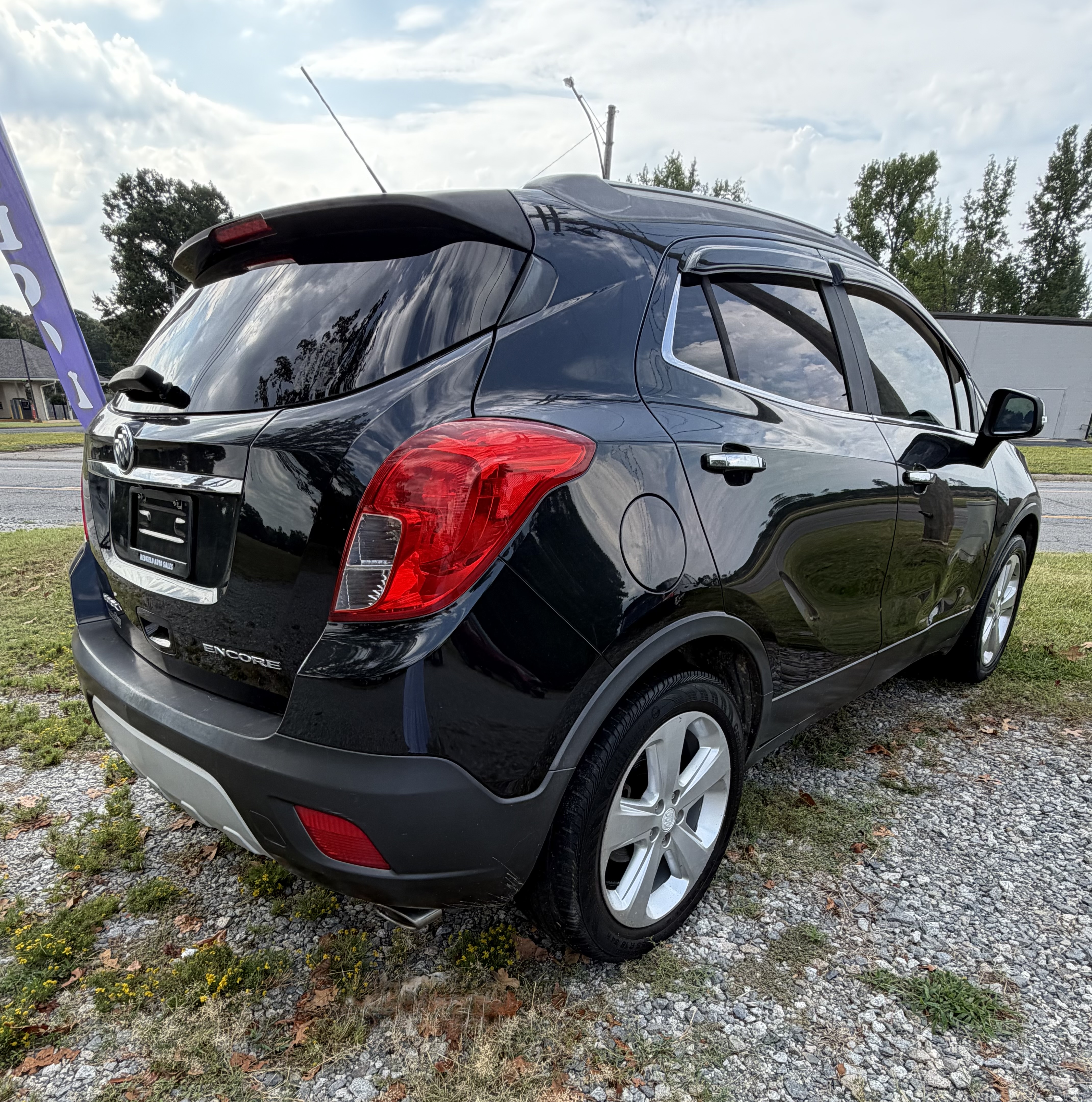 Used 2015 Buick Encore FWD Convenience image 9