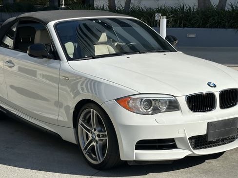 Used 2013 BMW 135is image 32