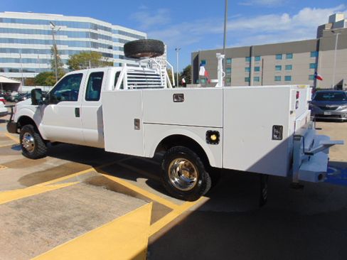 Used 2014 Ford F350 Super Duty XL image 6