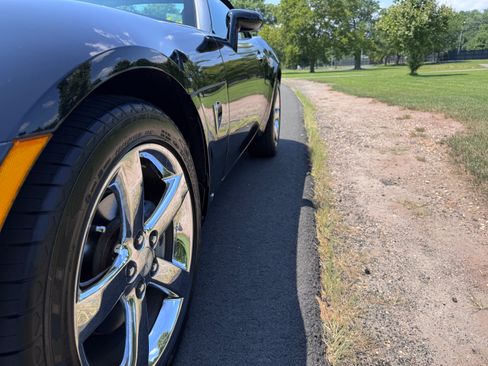 Used 2007 Pontiac Solstice GXP image 24