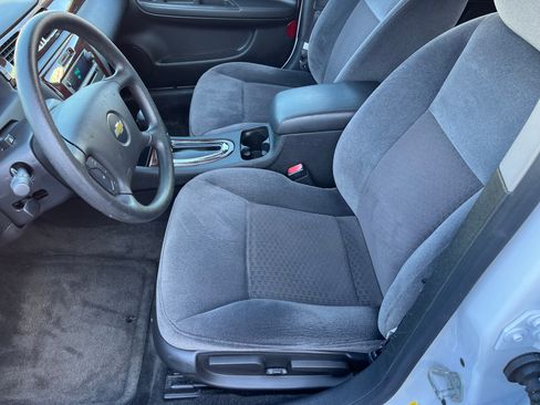 Used 2011 Chevrolet Impala LS image 7