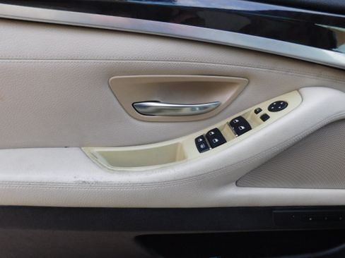 Used 2013 BMW 528i image 12