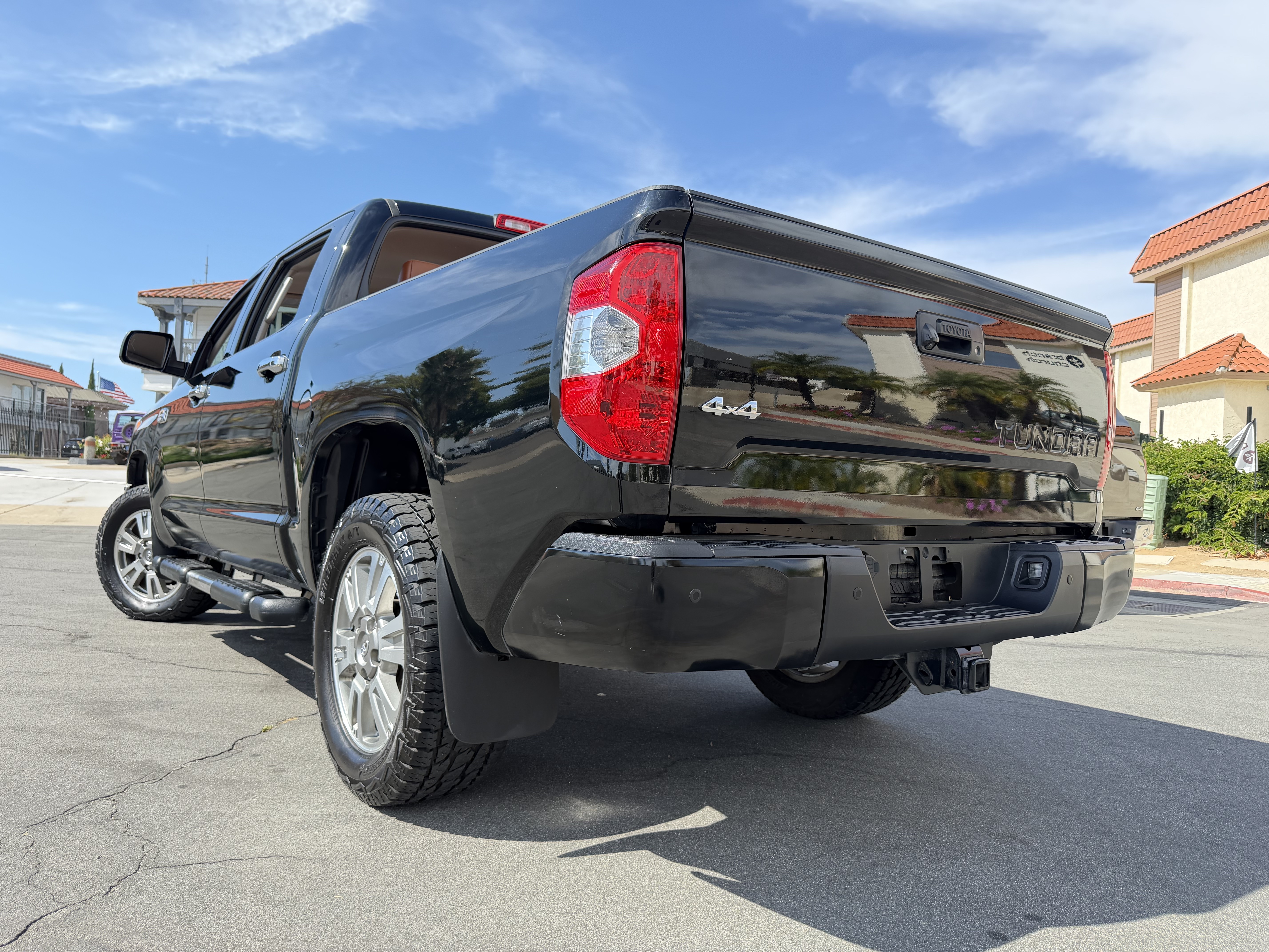 Used 2014 Toyota Tundra 1794 Edition AWD/4WD image 9