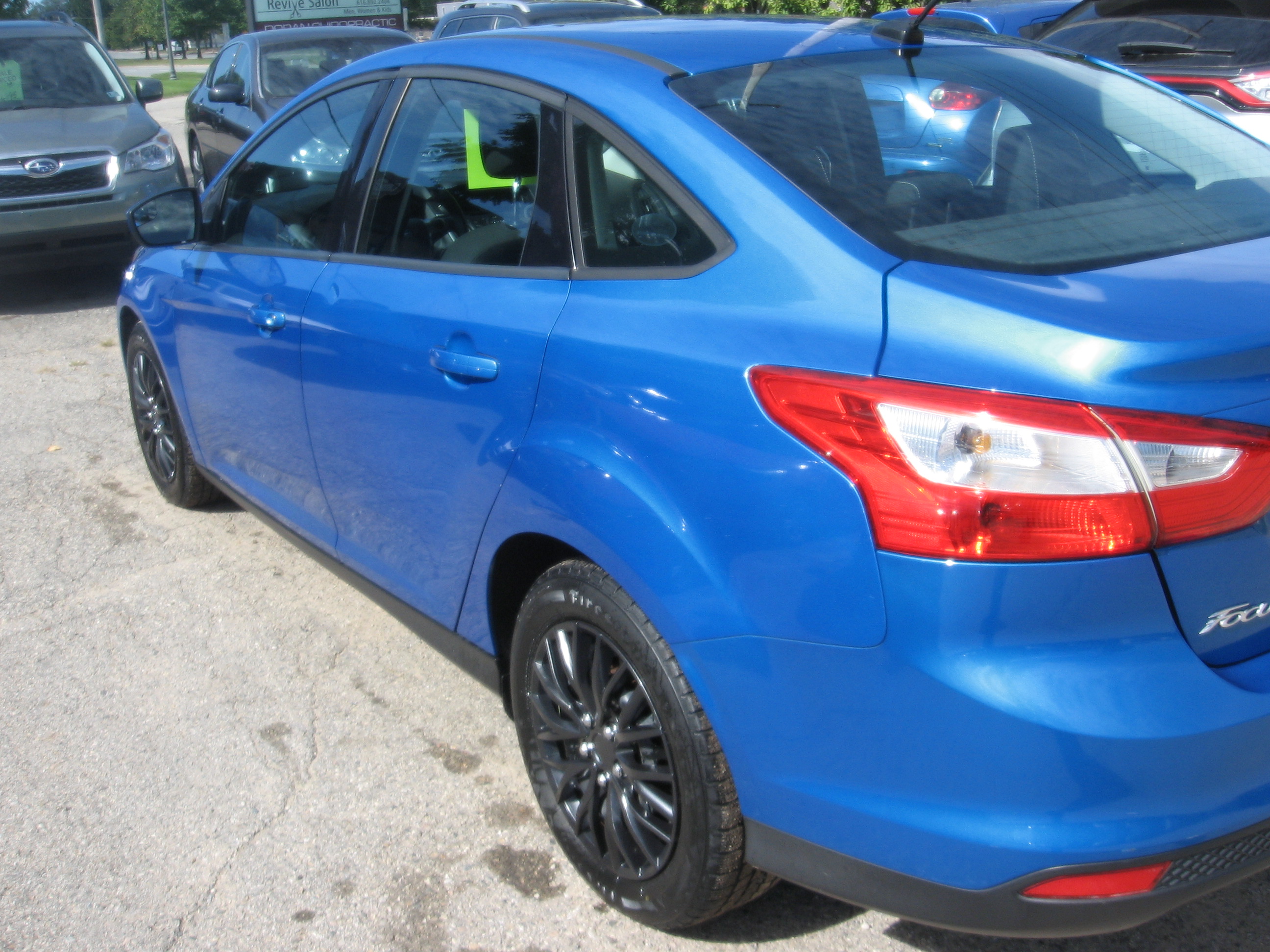 Used 2012 Ford Focus SE Sedan FWD image 6