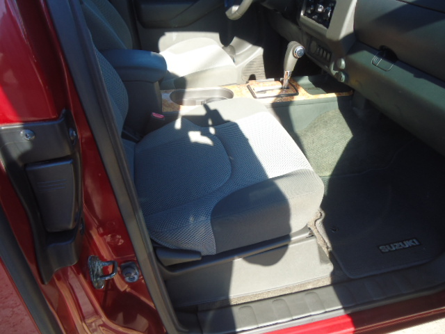 Used 2012 Suzuki Equator 2WD Extended Cab image 8