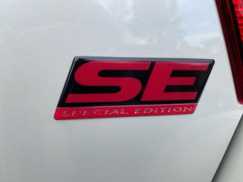 Used 2007 Mitsubishi Endeavor SE image 18