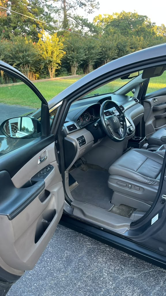 Used 2015 Honda Odyssey EX-L image 14
