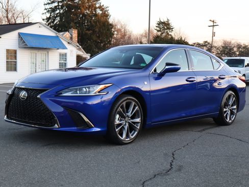 Used 2021 Lexus ES 350 F Sport image 4