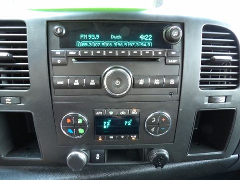 Used 2013 Chevrolet Silverado 1500 LT Z71 image 12