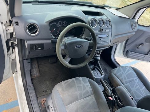 Used 2013 Ford Transit Connect XL image 17