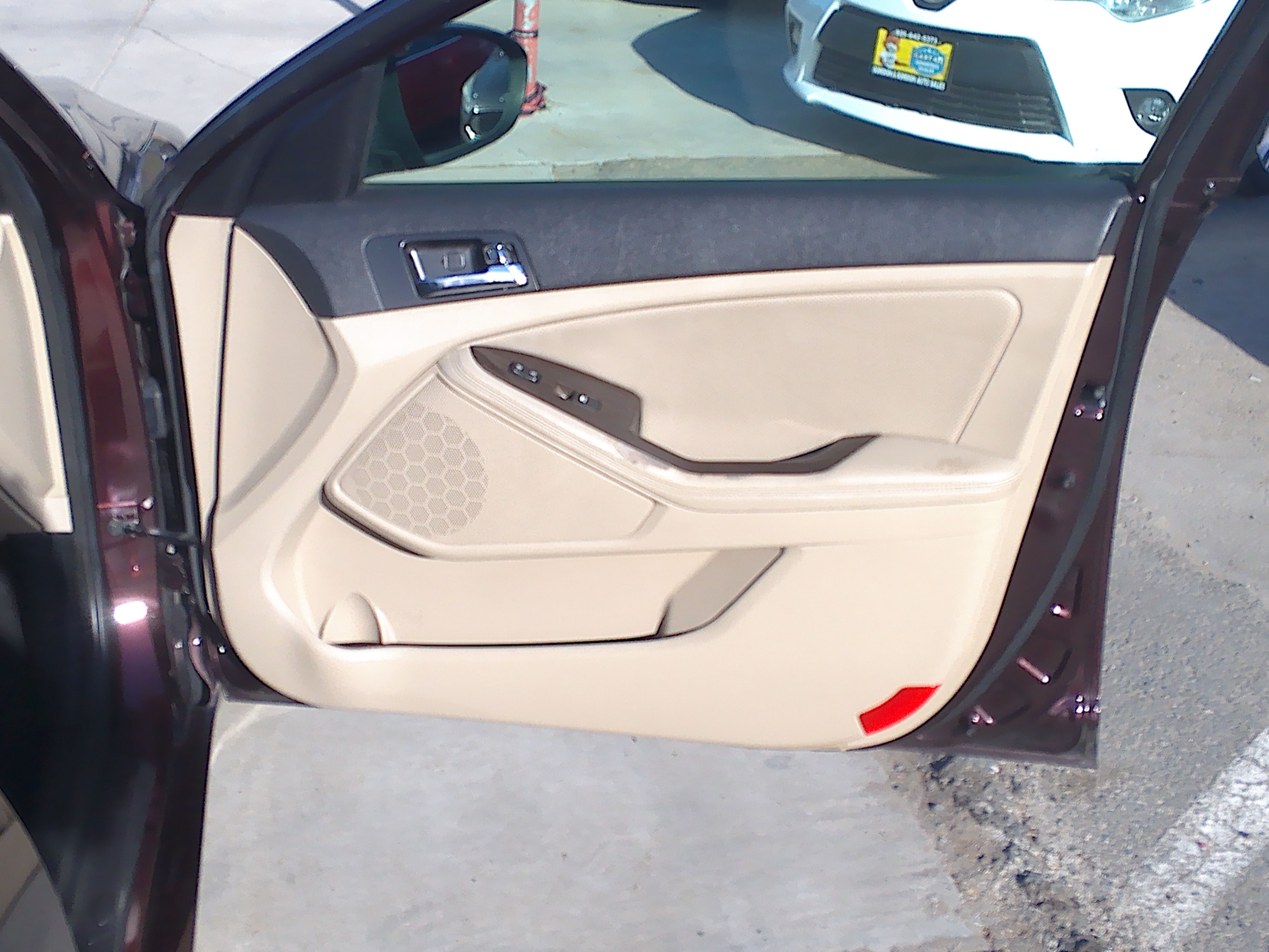 Used 2012 Kia Optima EX Turbo FWD image 11