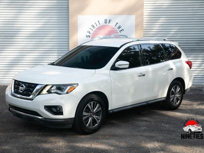 Used 2019 Nissan Pathfinder SL