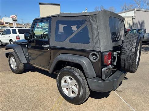 Used 2007 Jeep Wrangler X image 2