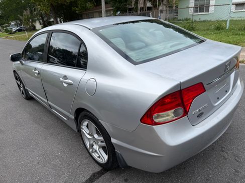 Used 2011 Honda Civic LX image 4